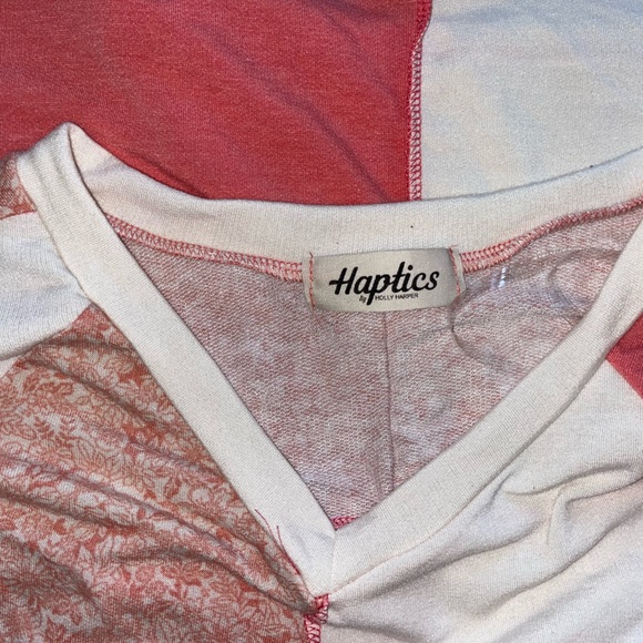 NWOT Haptics Raglan 3/4 sleeve Coral Patchwork shirt/top, size Large - Picture 4 of 7